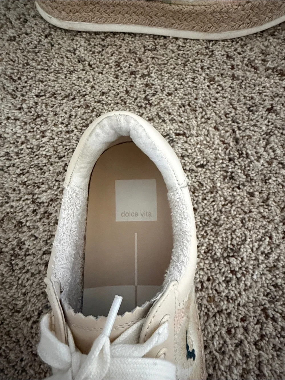 Dolce Vita comfortable cream